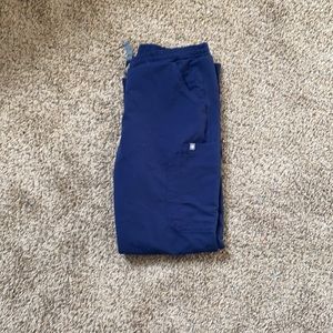 Figs navy Yola scrub pant M